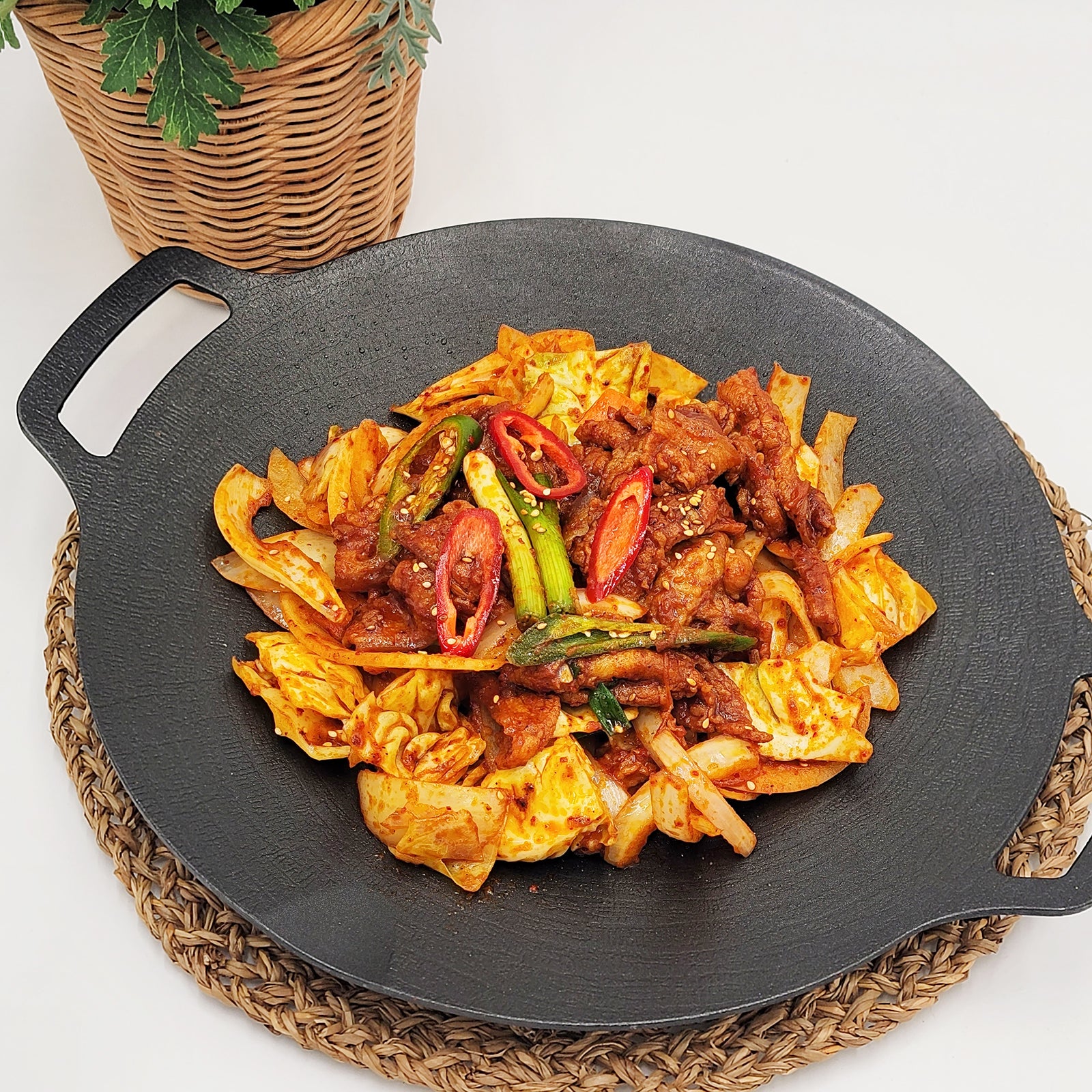 반찬 365 제육볶음 - Spicy Stir fried Pork | Banchan 365