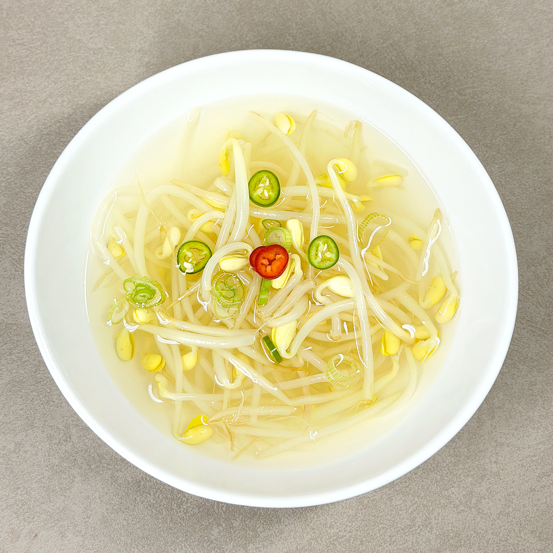 Chilled Bean Sprout Soup