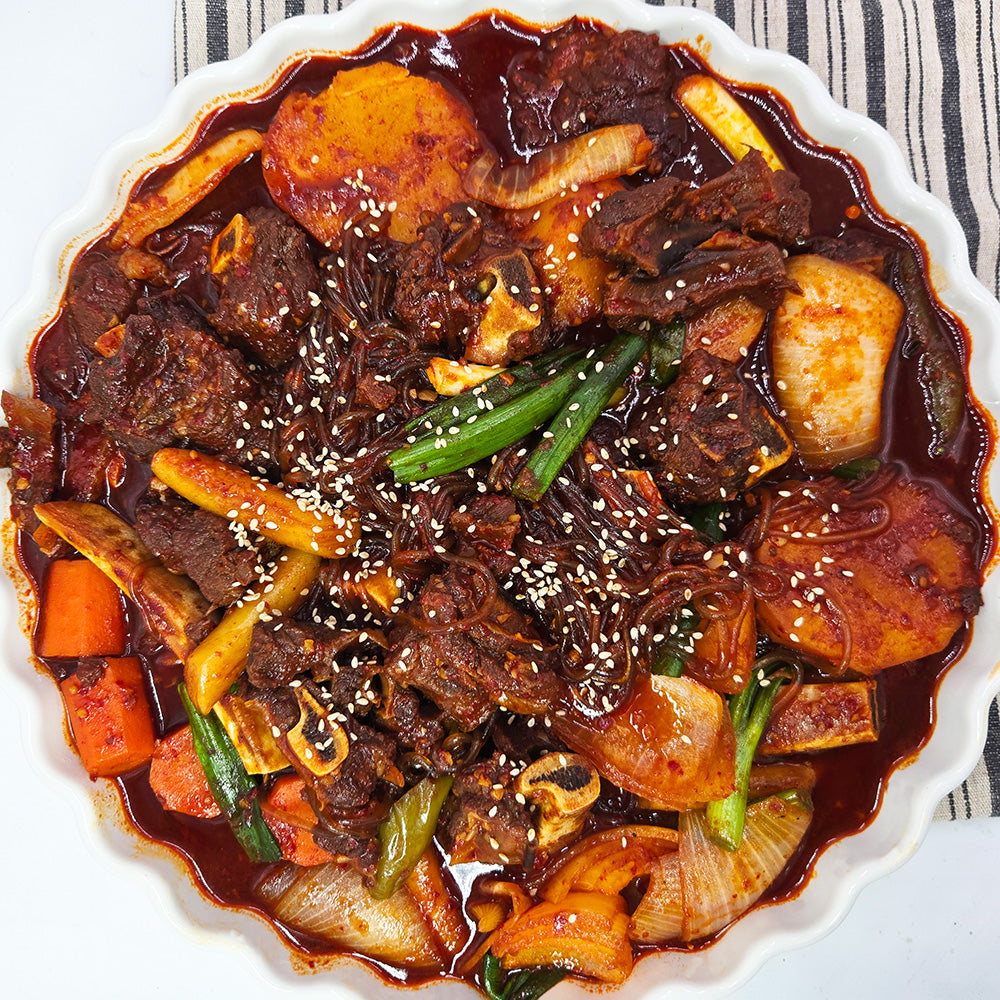 반찬 365 매운 소 등갈비찜 - Spicy Braised Beef Back Ribs | Banchan 365