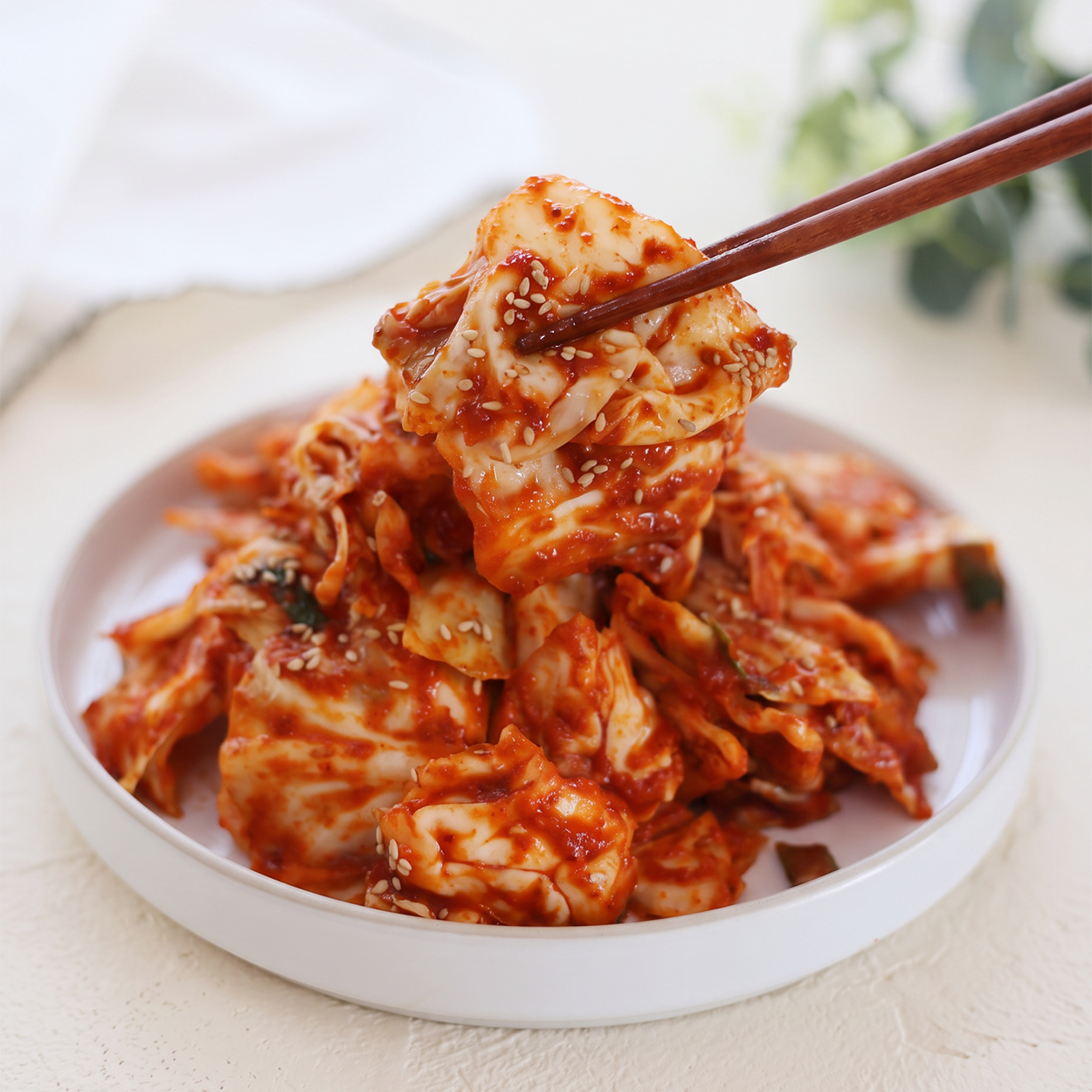 Close-up of Yangbaechu-kimchi, Korean green cabbage kimchi | Banchan365