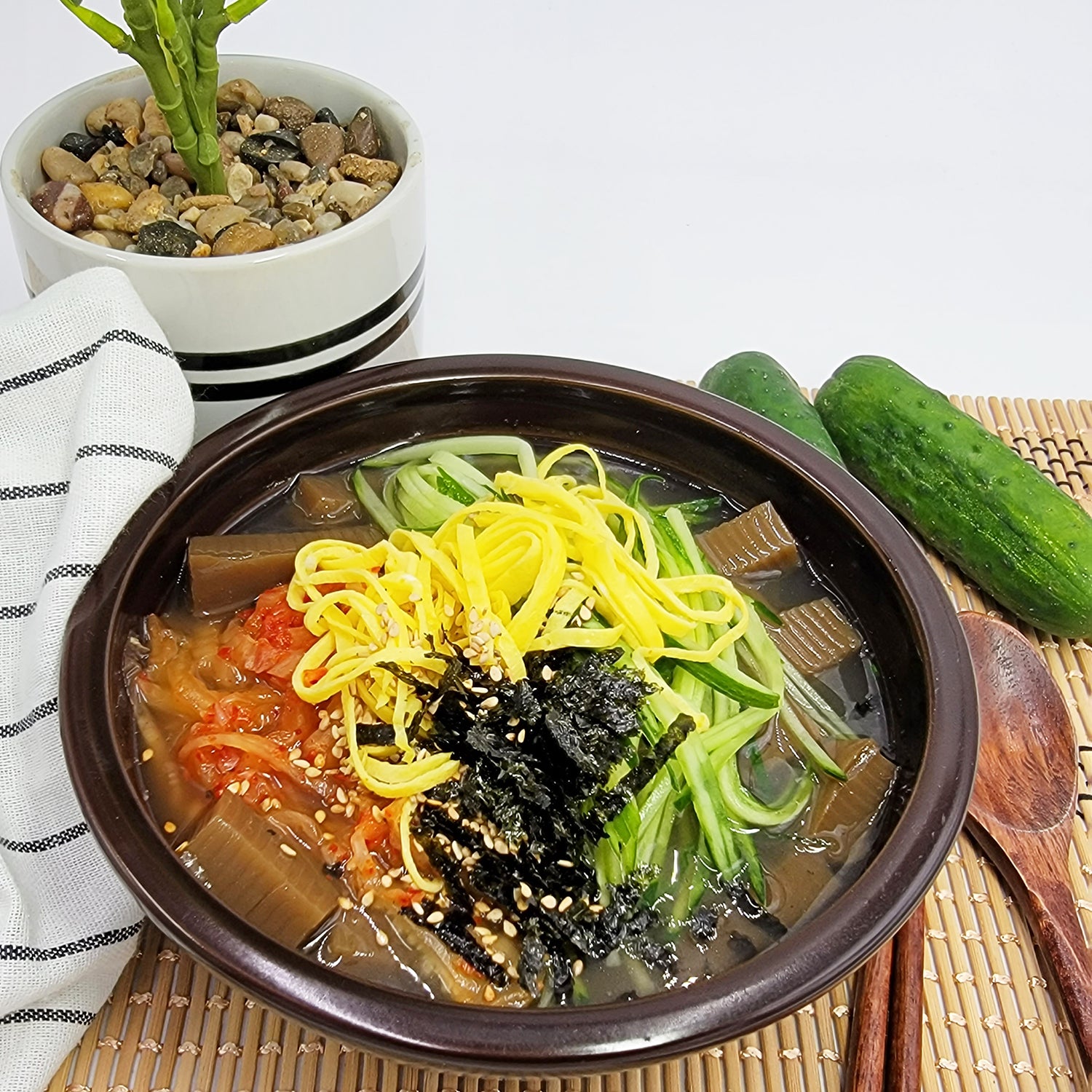 수제 도토리 묵사발 - 셰프가 직접만든 반찬 전문몰